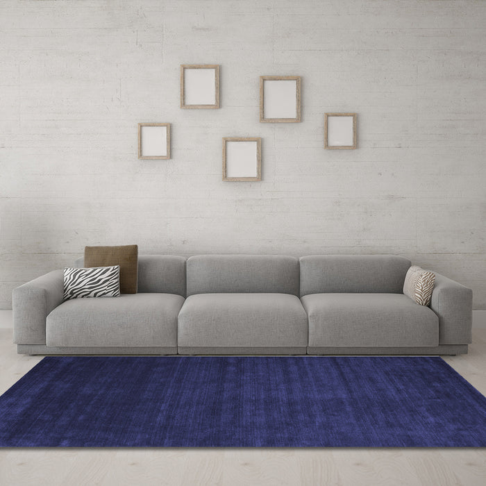 Machine Washable Abstract Blue Contemporary Rug in a Living Room, wshcon141blu