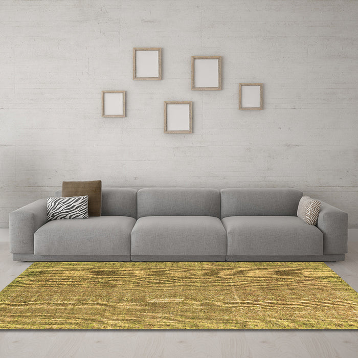 Machine Washable Abstract Brown Contemporary Rug in a Living Room,, wshcon1423brn