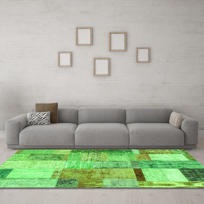 Machine Washable Patchwork Green Transitional Area Rugs in a Living Room,, wshcon1429grn