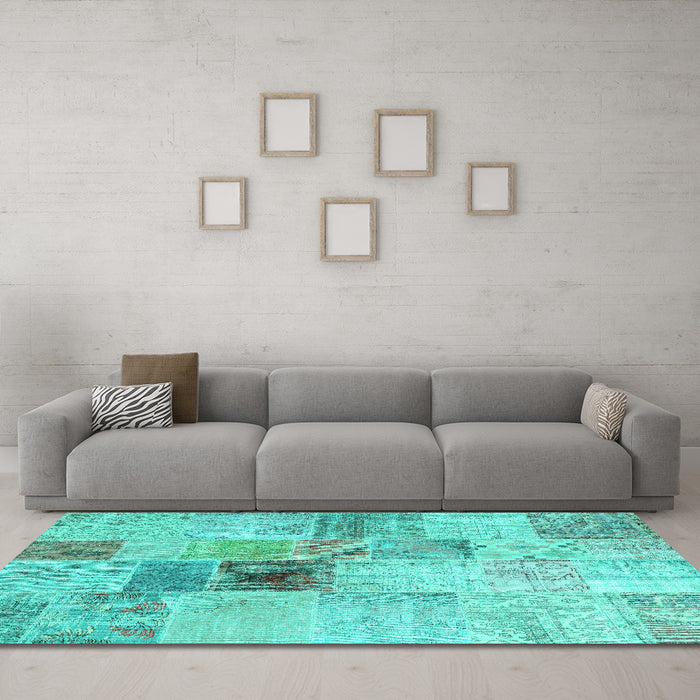 Machine Washable Patchwork Turquoise Transitional Area Rugs in a Living Room,, wshcon1430turq