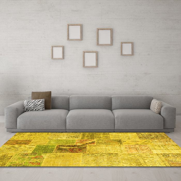 Machine Washable Patchwork Yellow Transitional Rug in a Living Room, wshcon1430yw