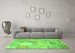 Machine Washable Patchwork Green Transitional Area Rugs in a Living Room,, wshcon1431grn