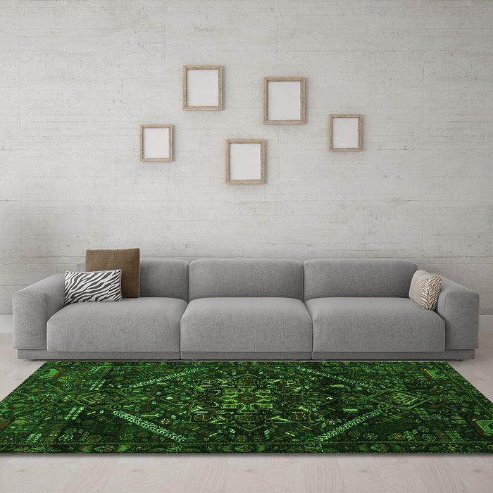 Machine Washable Abstract Green Contemporary Area Rugs in a Living Room,, wshcon1436grn