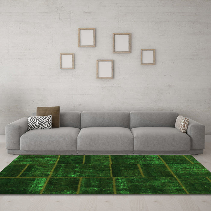 Machine Washable Abstract Green Contemporary Area Rugs in a Living Room,, wshcon1441grn