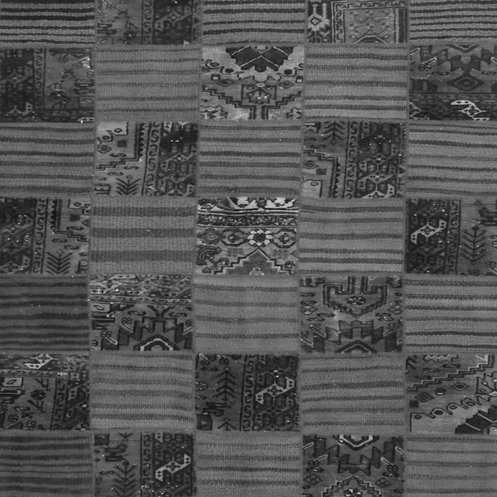 Serging Thickness of Patchwork Gray Transitional Rug, con1446gry