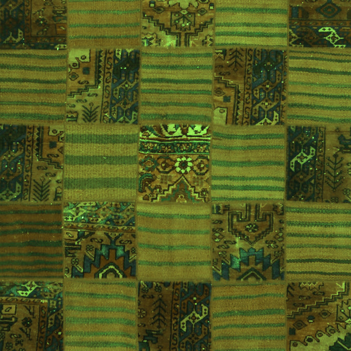 Serging Thickness of Machine Washable Patchwork Green Transitional Area Rugs, wshcon1446grn