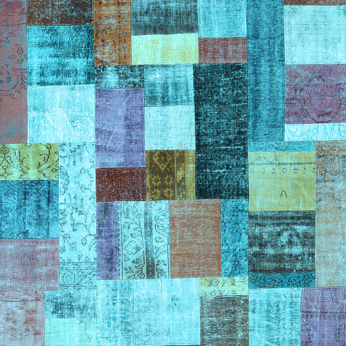 Machine Washable Patchwork Light Blue Transitional Rug, wshcon1450lblu