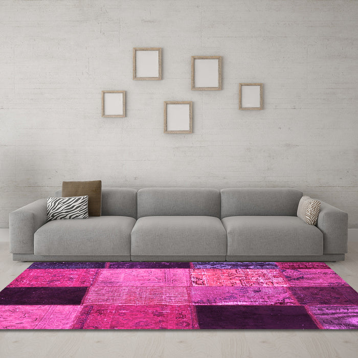 Machine Washable Patchwork Pink Transitional Rug in a Living Room, wshcon1452pnk