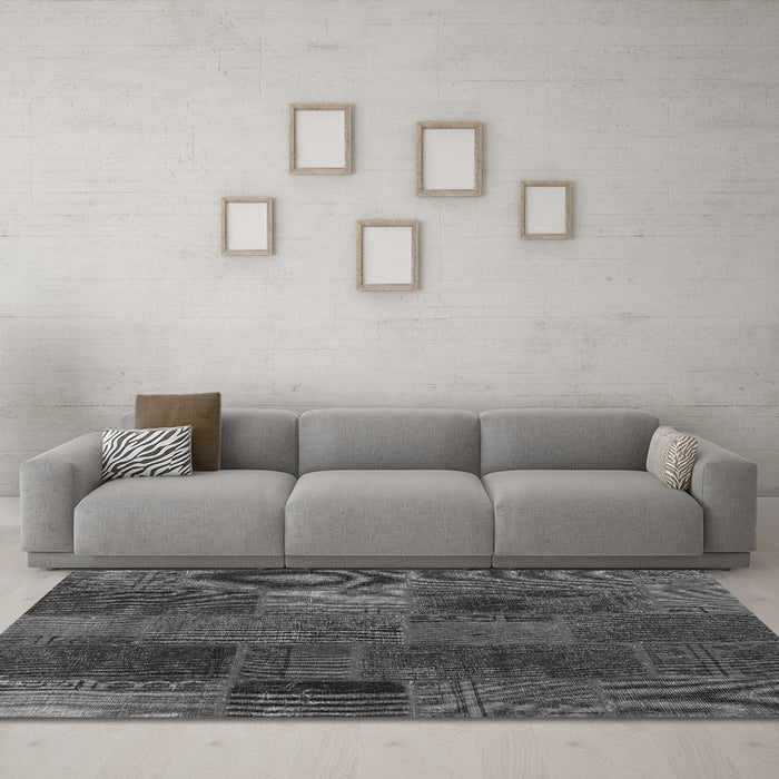 Machine Washable Patchwork Gray Transitional Rug in a Living Room,, wshcon1456gry