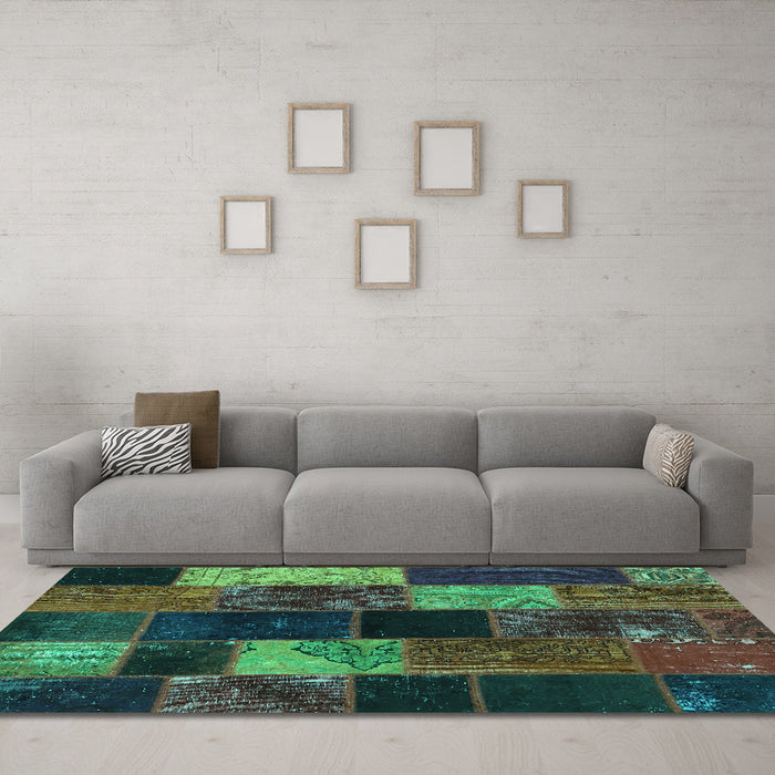 Machine Washable Patchwork Turquoise Transitional Area Rugs in a Living Room,, wshcon1457turq