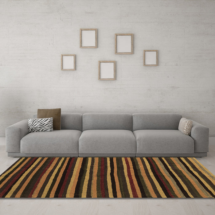 Machine Washable Abstract Brown Contemporary Rug in a Living Room,, wshcon1460brn