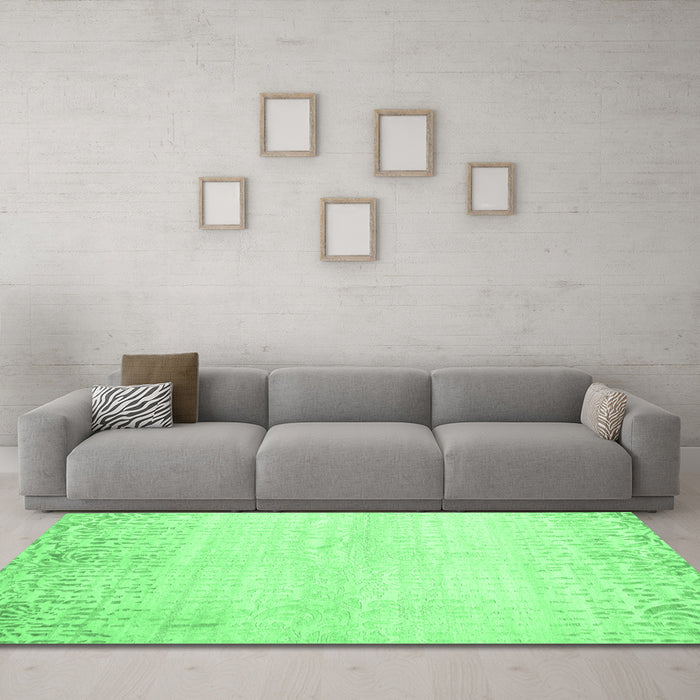 Machine Washable Abstract Emerald Green Contemporary Area Rugs in a Living Room,, wshcon1467emgrn
