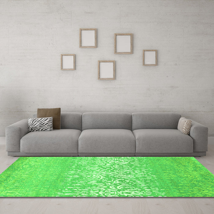 Machine Washable Abstract Green Contemporary Area Rugs in a Living Room,, wshcon1477grn