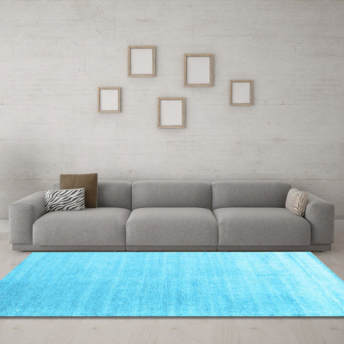 Machine Washable Abstract Light Blue Contemporary Rug in a Living Room, wshcon1479lblu