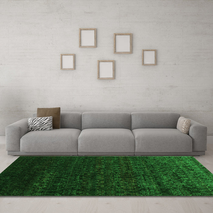 Machine Washable Abstract Green Contemporary Area Rugs in a Living Room,, wshcon1485grn