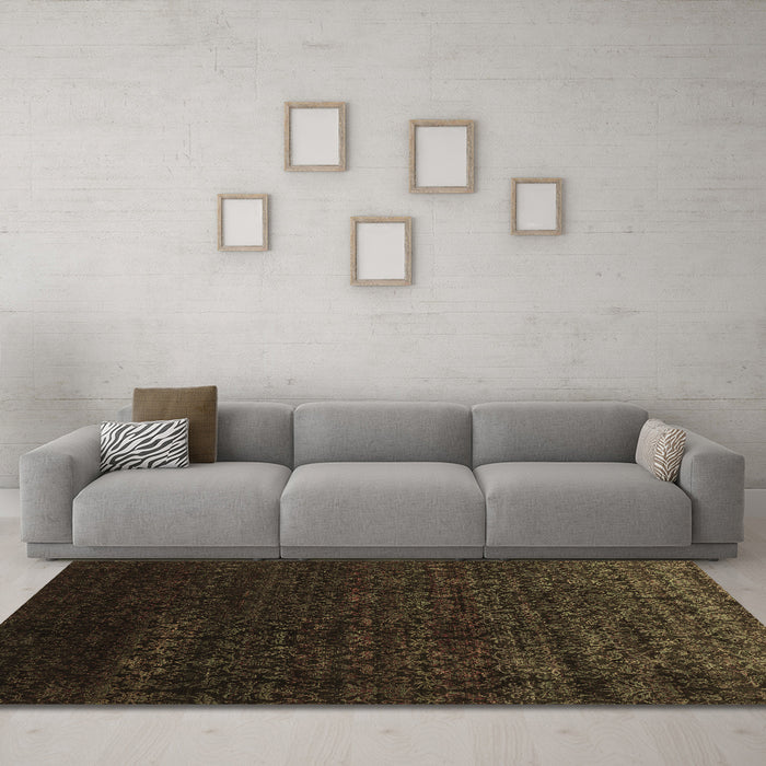 Machine Washable Abstract Brown Contemporary Rug in a Living Room,, wshcon1485brn