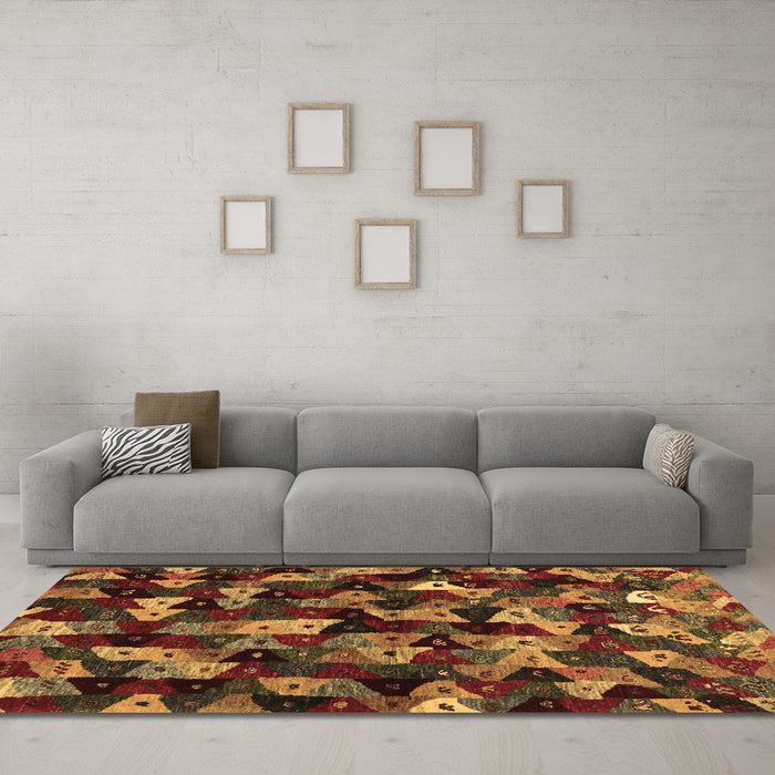 Machine Washable Abstract Brown Contemporary Rug in a Living Room,, wshcon1488brn