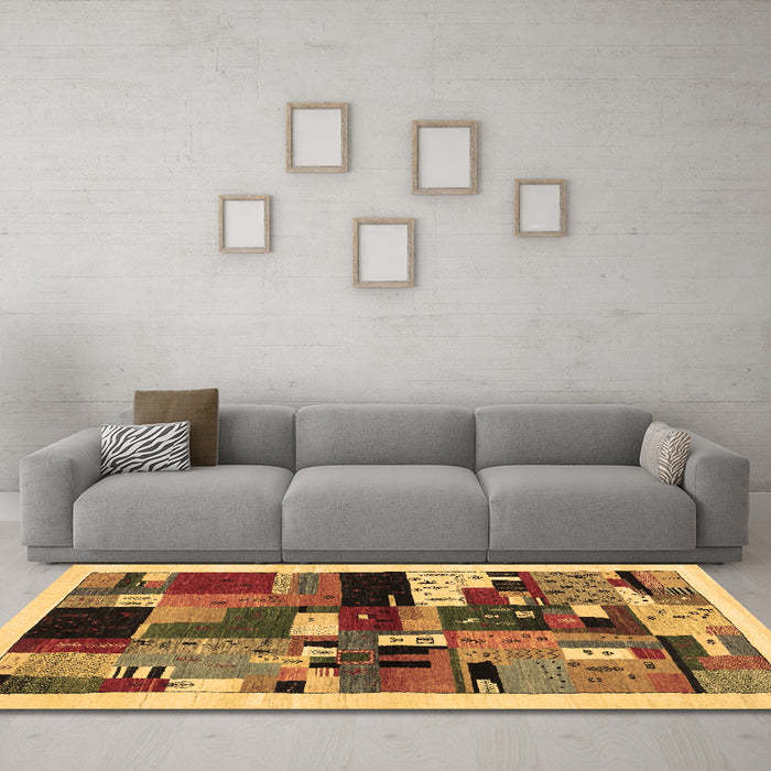 Machine Washable Abstract Brown Contemporary Rug in a Living Room,, wshcon1494brn