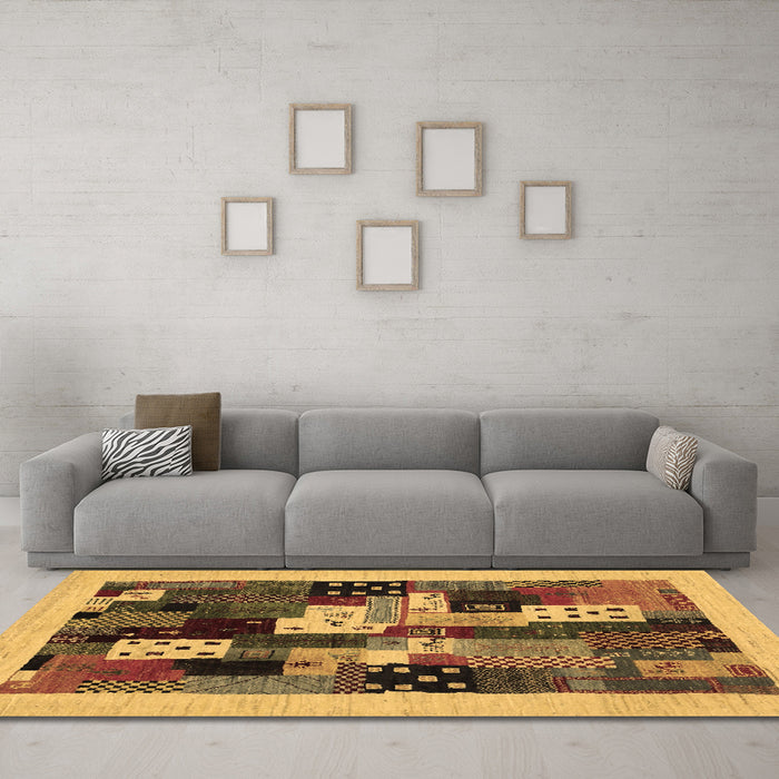Machine Washable Abstract Brown Contemporary Rug in a Living Room,, wshcon1497brn