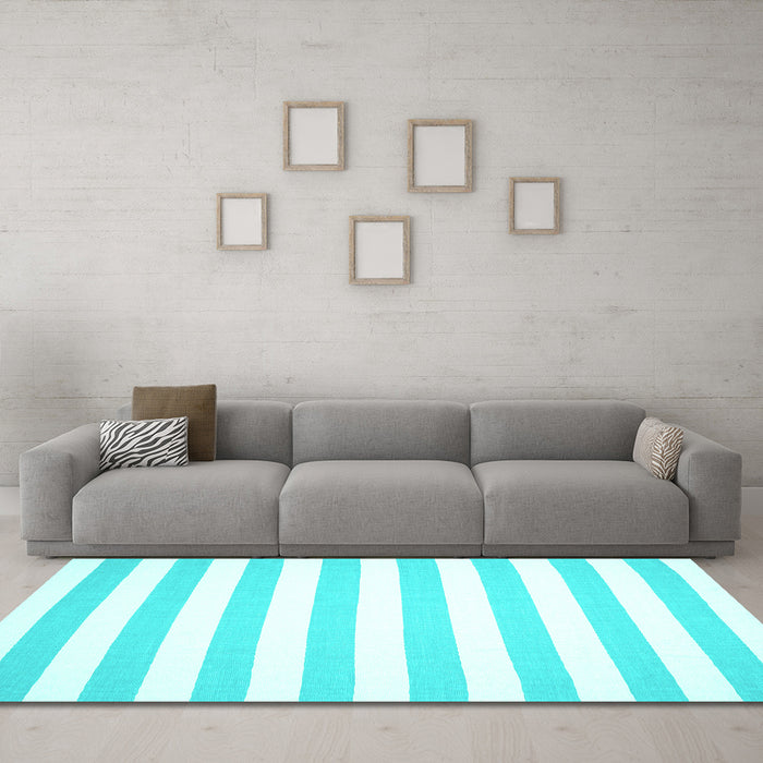 Machine Washable Abstract Turquoise Contemporary Area Rugs in a Living Room,, wshcon14turq