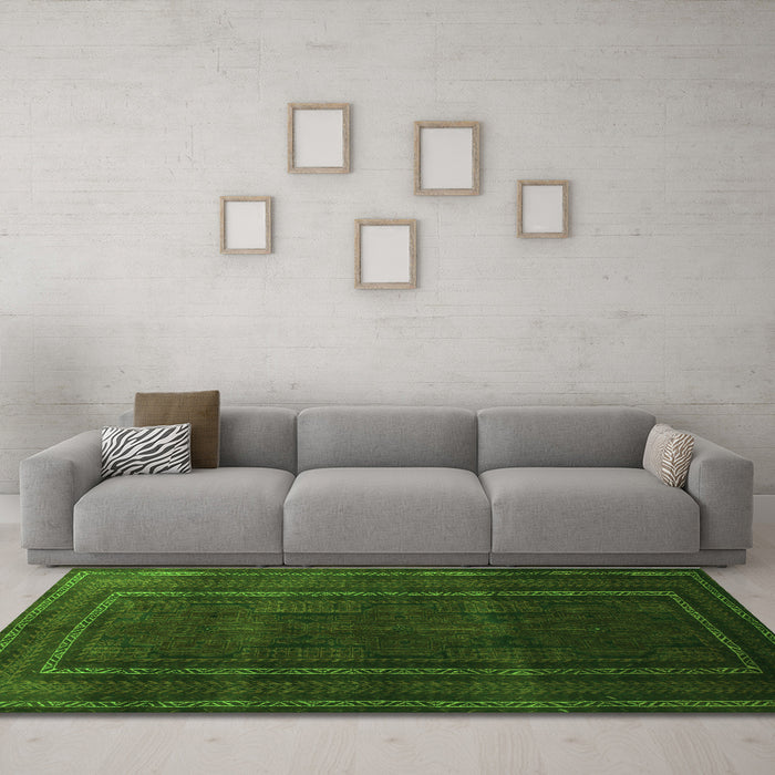 Machine Washable Abstract Green Contemporary Area Rugs in a Living Room,, wshcon1507grn