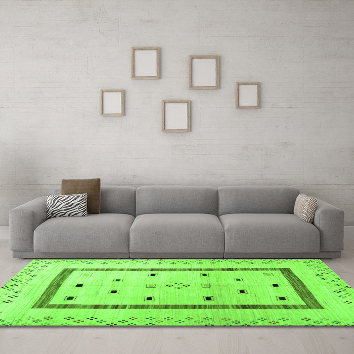 Machine Washable Solid Green Modern Area Rugs in a Living Room,, wshcon1512grn