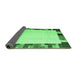 Sideview of Solid Emerald Green Modern Rug, con1513emgrn