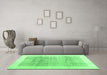 Machine Washable Solid Emerald Green Modern Area Rugs in a Living Room,, wshcon1517emgrn