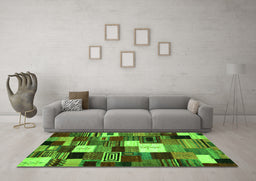 Machine Washable Abstract Green Contemporary Area Rugs in a Living Room,, wshcon1519grn