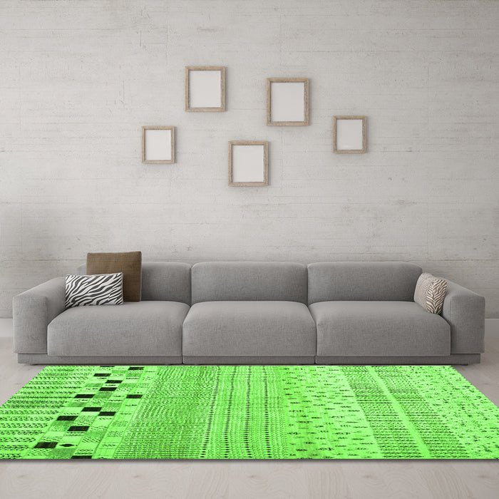 Machine Washable Solid Green Modern Area Rugs in a Living Room,, wshcon1523grn