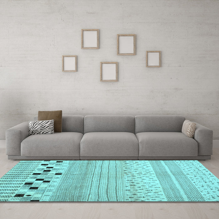 Machine Washable Solid Light Blue Modern Rug in a Living Room, wshcon1523lblu