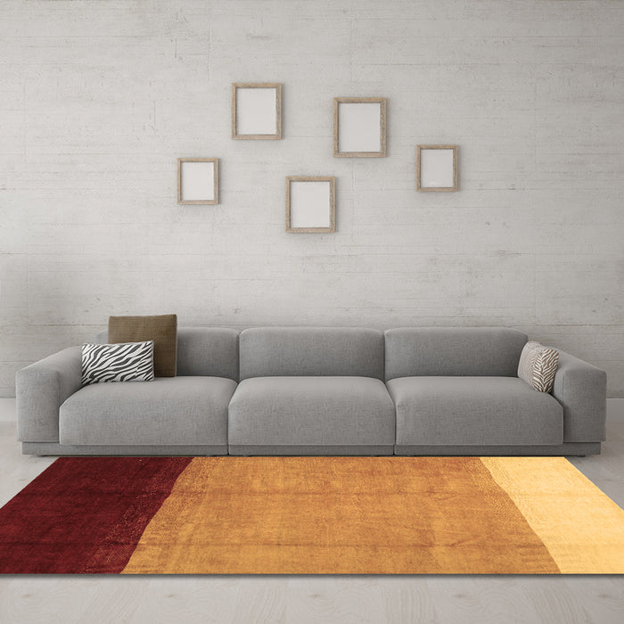 Machine Washable Abstract Brown Contemporary Rug in a Living Room,, wshcon1524brn