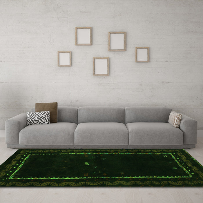 Machine Washable Abstract Green Contemporary Area Rugs in a Living Room,, wshcon1527grn