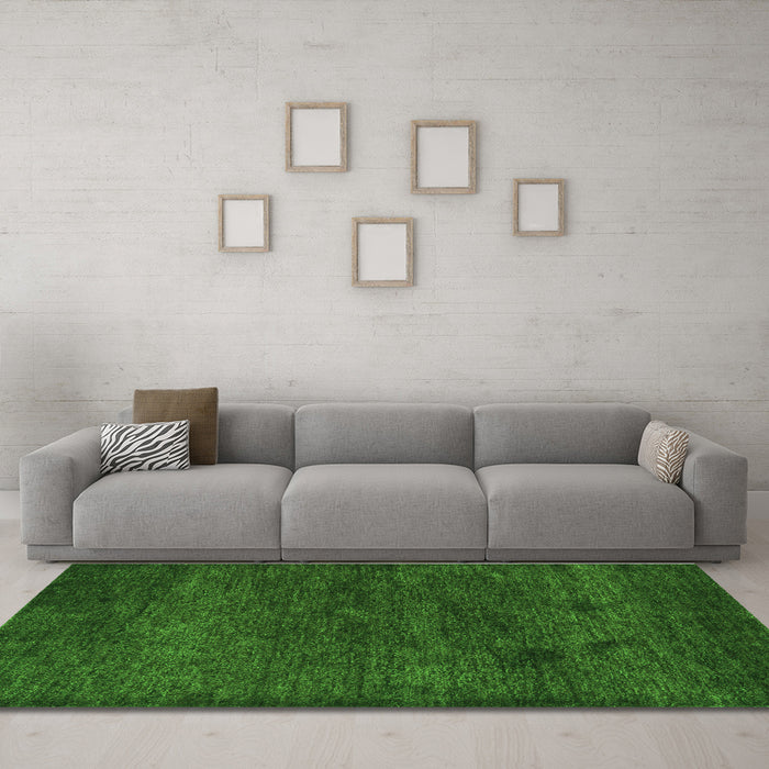Machine Washable Abstract Green Contemporary Area Rugs in a Living Room,, wshcon1528grn
