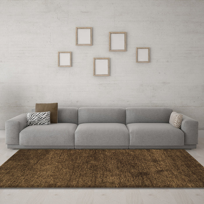 Machine Washable Abstract Brown Contemporary Rug in a Living Room,, wshcon1528brn
