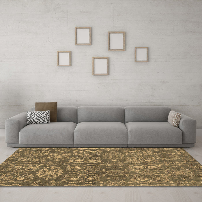 Machine Washable Abstract Brown Contemporary Rug in a Living Room,, wshcon1530brn