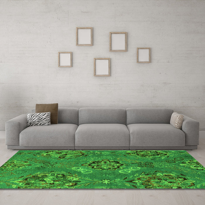 Machine Washable Abstract Green Contemporary Area Rugs in a Living Room,, wshcon1534grn