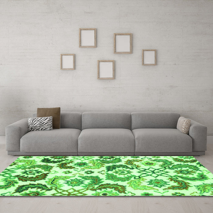 Machine Washable Abstract Green Contemporary Area Rugs in a Living Room,, wshcon1535grn