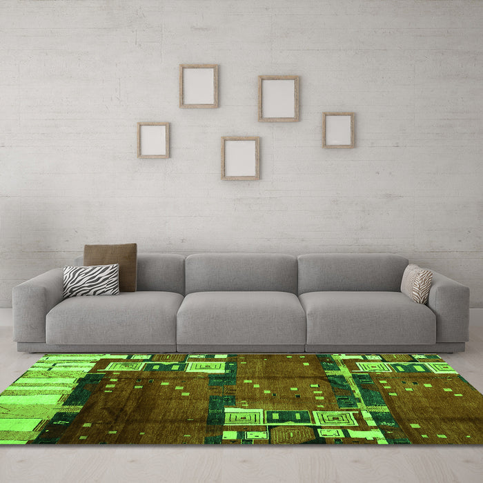 Machine Washable Abstract Green Contemporary Area Rugs in a Living Room,, wshcon1536grn