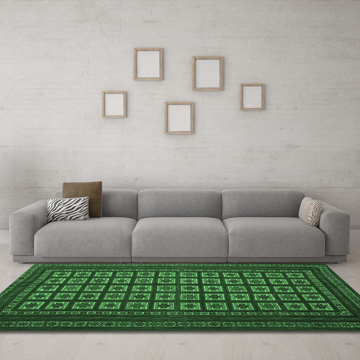 Machine Washable Abstract Emerald Green Contemporary Area Rugs in a Living Room,, wshcon1537emgrn