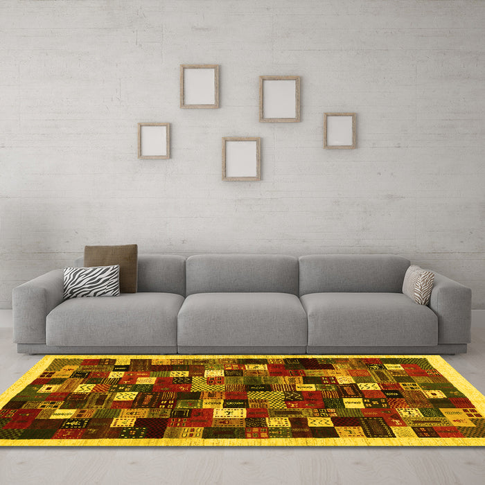 Machine Washable Abstract Yellow Contemporary Rug in a Living Room, wshcon1539yw
