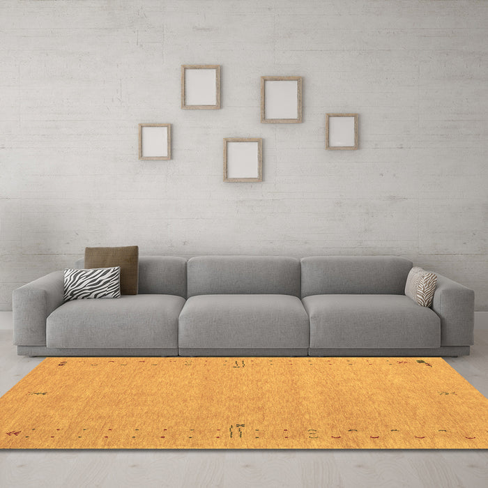 Machine Washable Abstract Brown Contemporary Rug in a Living Room,, wshcon153brn