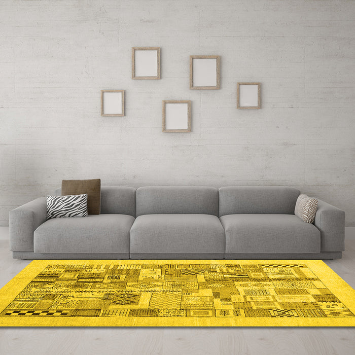 Machine Washable Abstract Yellow Contemporary Rug in a Living Room, wshcon1542yw