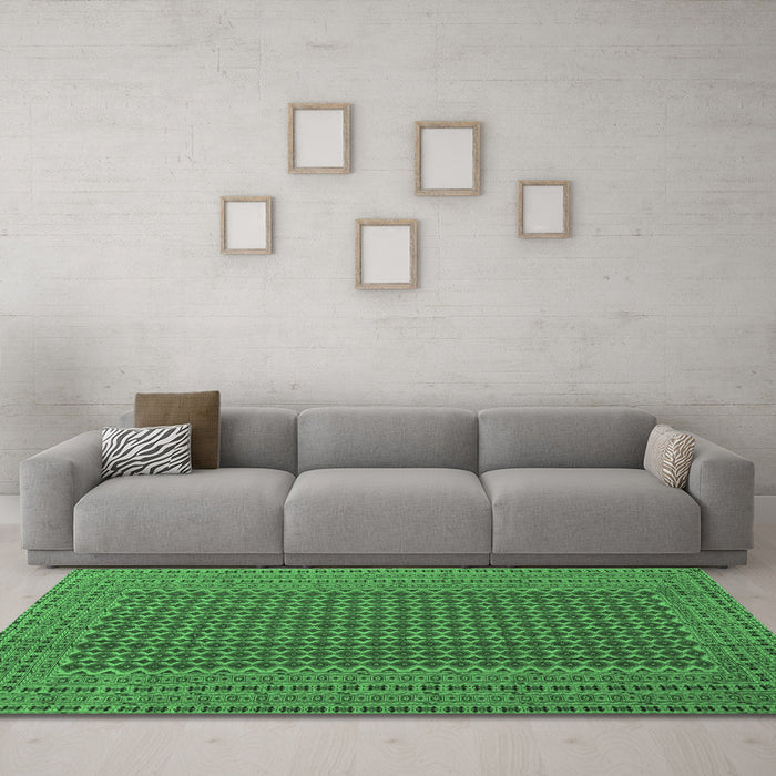 Machine Washable Southwestern Emerald Green Country Area Rugs in a Living Room,, wshcon1546emgrn
