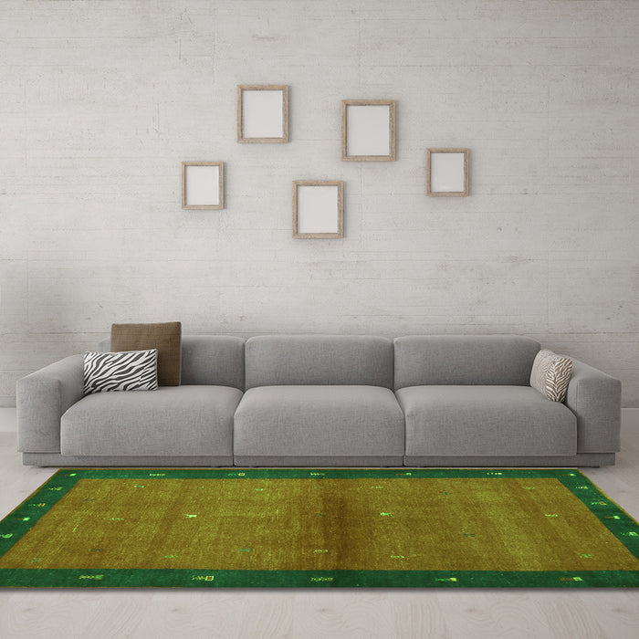 Machine Washable Abstract Green Contemporary Area Rugs in a Living Room,, wshcon1548grn