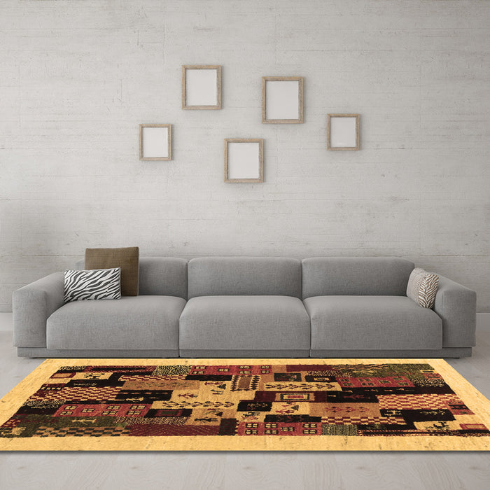 Machine Washable Abstract Brown Contemporary Rug in a Living Room,, wshcon1551brn