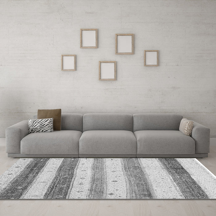 Machine Washable Solid Gray Modern Rug in a Living Room,, wshcon1552gry