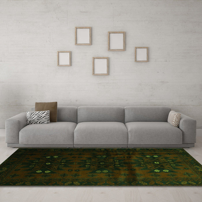 Machine Washable Abstract Green Contemporary Area Rugs in a Living Room,, wshcon1554grn
