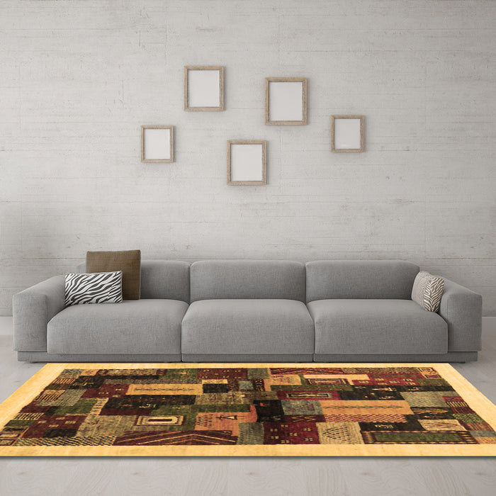 Machine Washable Abstract Brown Contemporary Rug in a Living Room,, wshcon1558brn