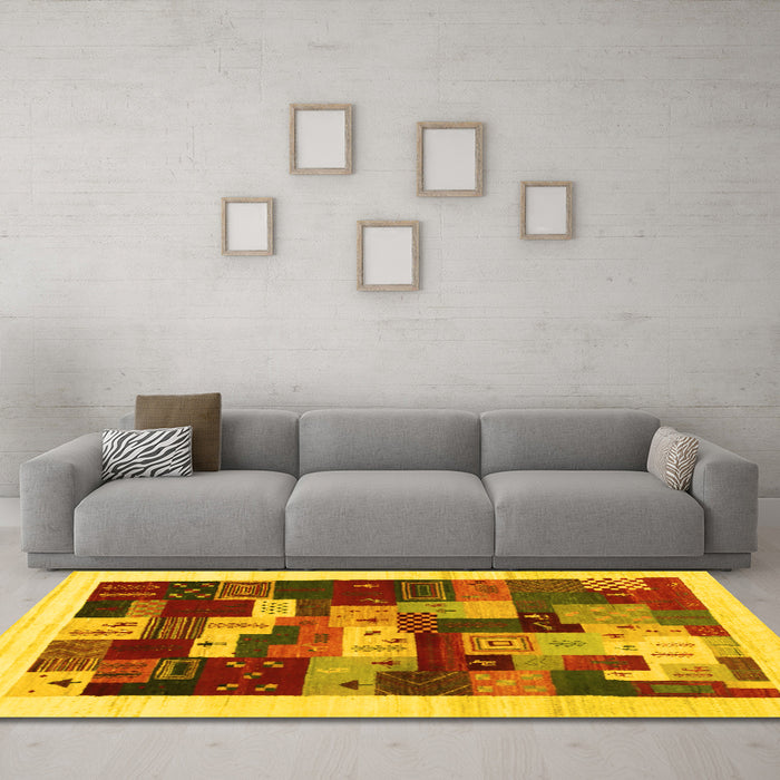 Machine Washable Abstract Yellow Contemporary Rug in a Living Room, wshcon1559yw
